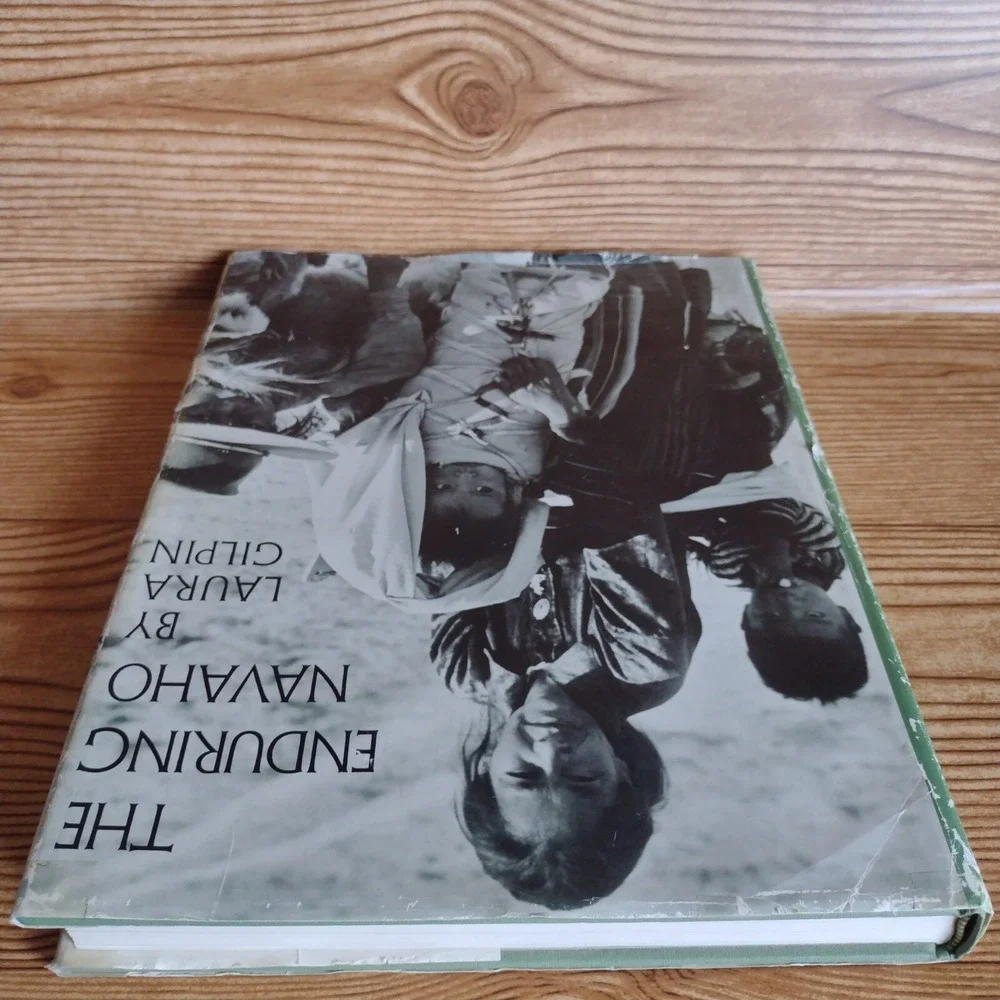 The Enduring Navaho Laura Gilpin 1968 HC Photo Book Native American Navajo